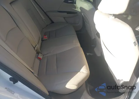 2013 Honda Accord Sdn Ex-L z USA, uszkodzony, nr VIN 1HGCR2F83DA174089